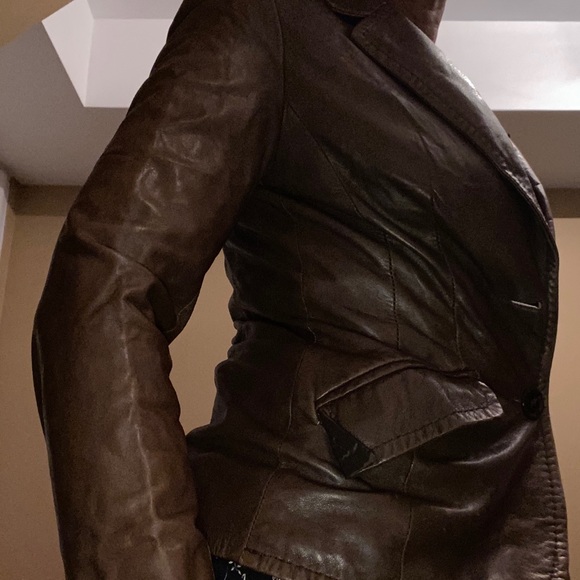 Danier brown leather blazer